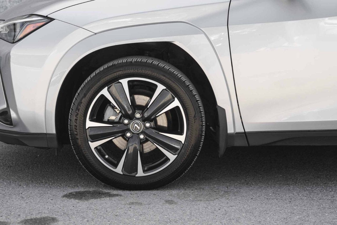 2023 Lexus UX 250h PREMIUM AWD BAS KM CUIR TOIT CARPLAY