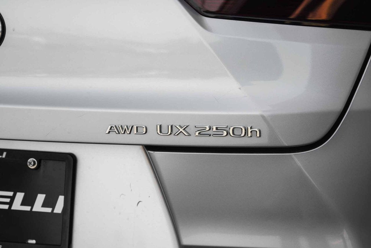 2023 Lexus UX 250h PREMIUM AWD BAS KM CUIR TOIT CARPLAY
