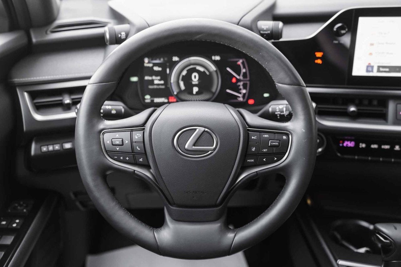 2023 Lexus UX 250h PREMIUM AWD BAS KM CUIR TOIT CARPLAY