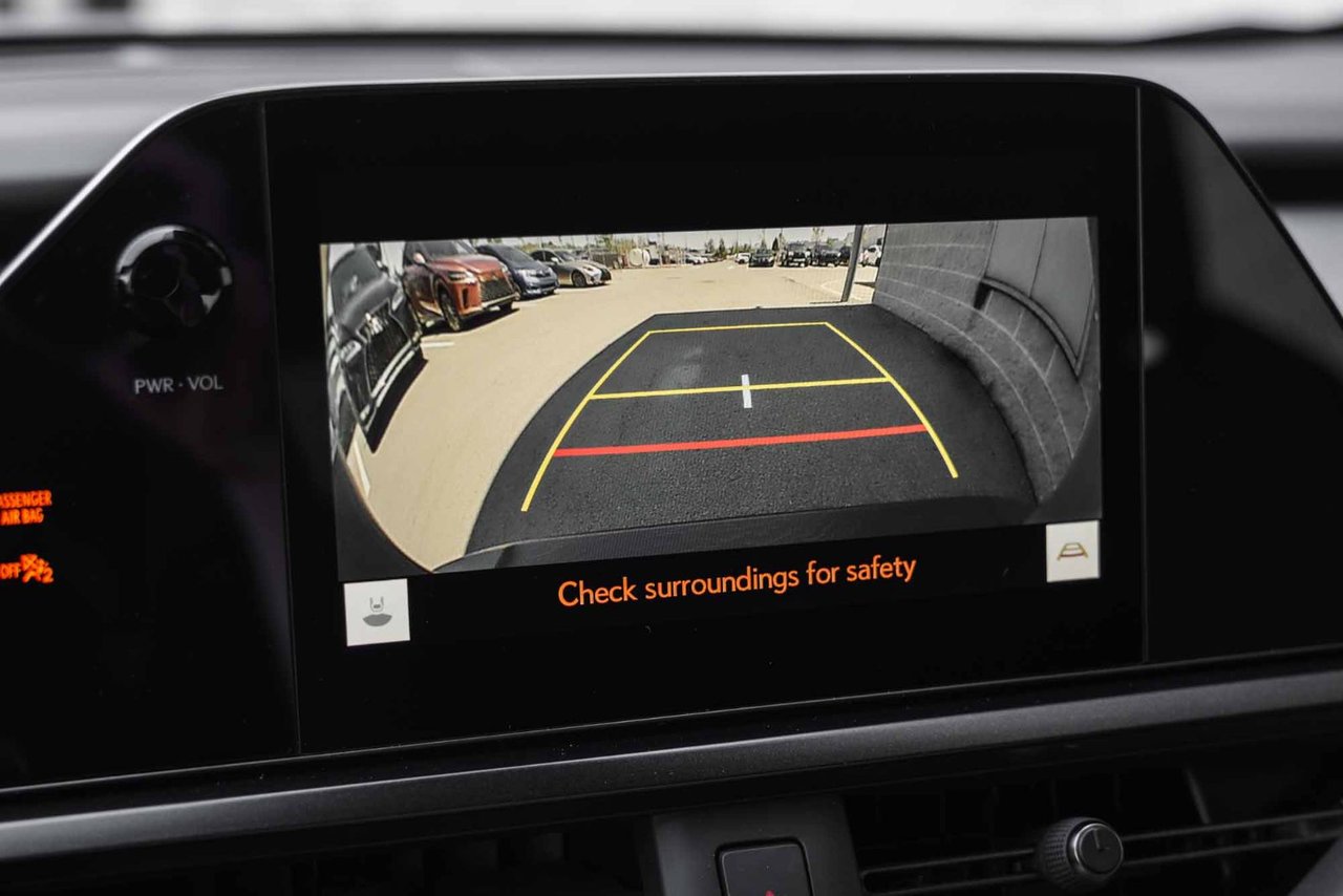 2023 Lexus UX 250h PREMIUM AWD BAS KM CUIR TOIT CARPLAY