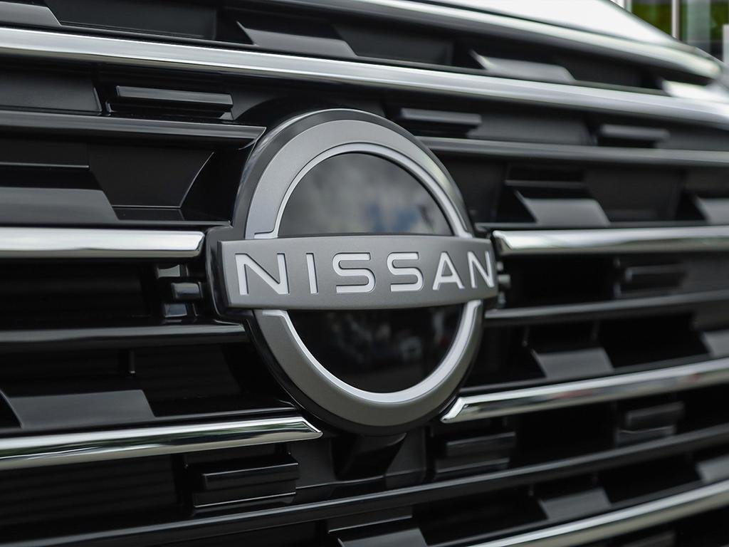 2026 Nissan Rogue SV Moonroof