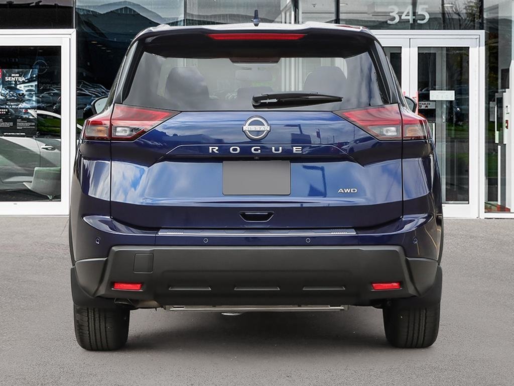 2026 Nissan Rogue SV Moonroof