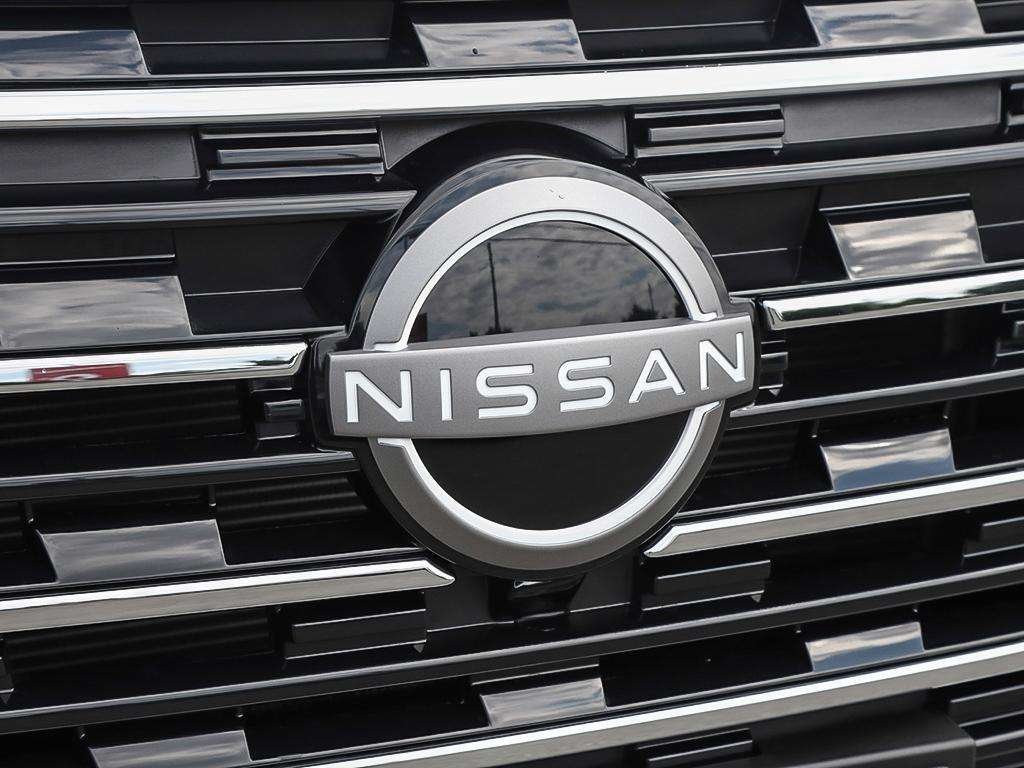2026 Nissan Rogue SV Moonroof