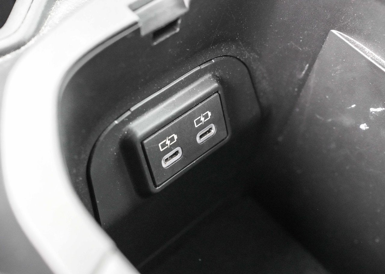 2023 Toyota RAV4 HYBRID XLE AWD