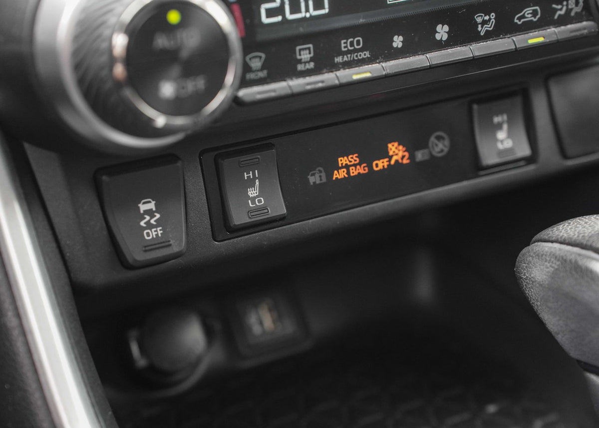 2023 Toyota RAV4 HYBRID XLE AWD
