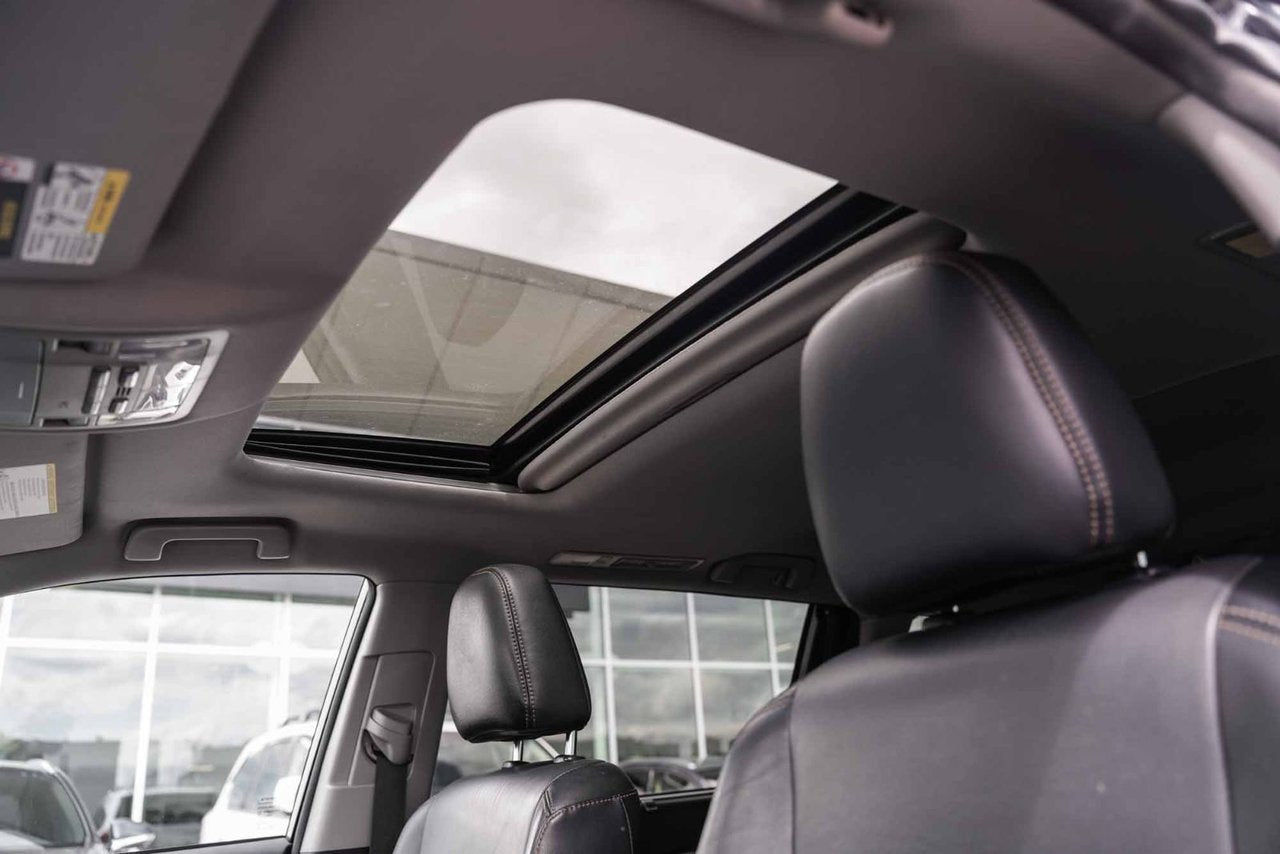 2016 Toyota Highlander XLE AWD BAS KM 8 PASS CUIR TOIT NAVI