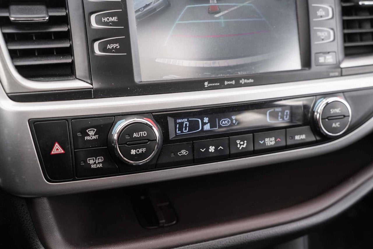 2016 Toyota Highlander XLE AWD BAS KM 8 PASS CUIR TOIT NAVI