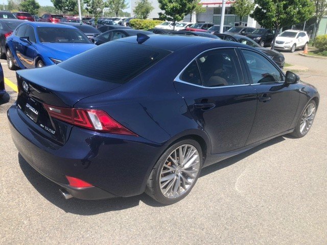 2015 Lexus IS 250
