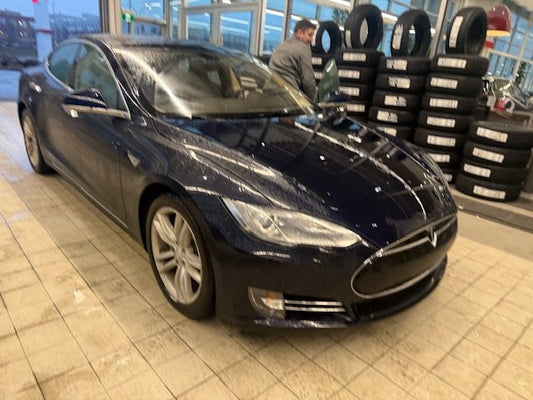 2014 Tesla Model S Performance