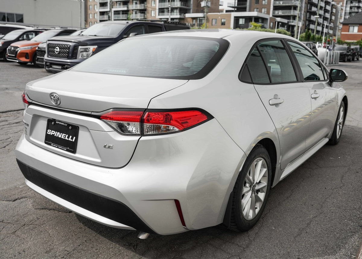 2021 Toyota Corolla **LE**