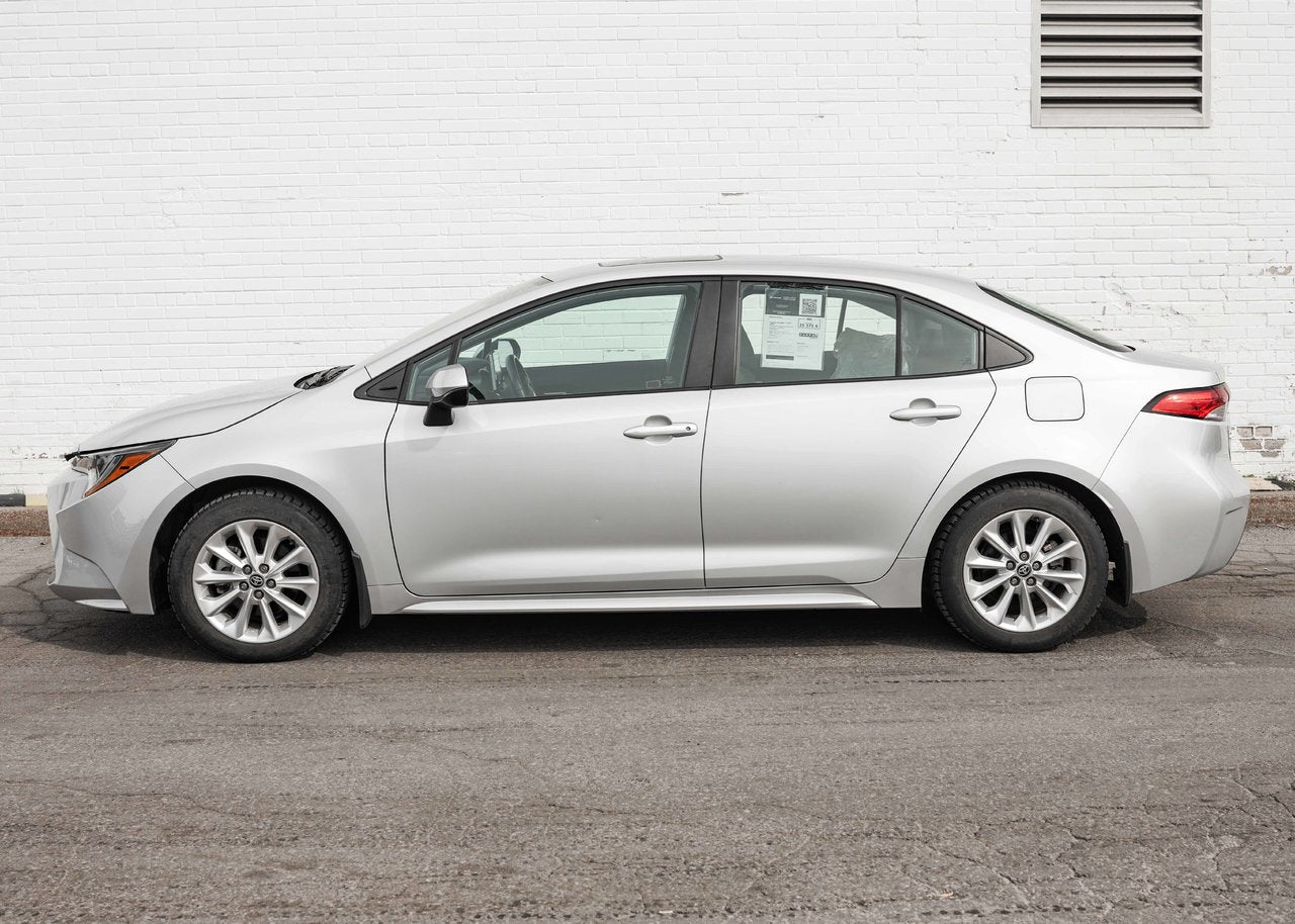 2021 Toyota Corolla **LE**