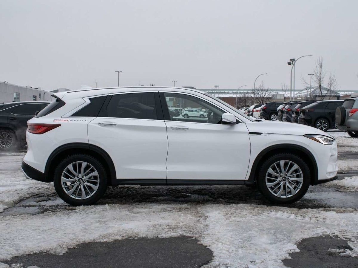 2025 Infiniti QX50 PURE