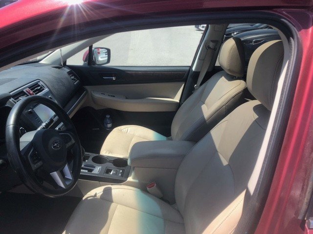 2016 Subaru Outback Limited w/Technology Pkg