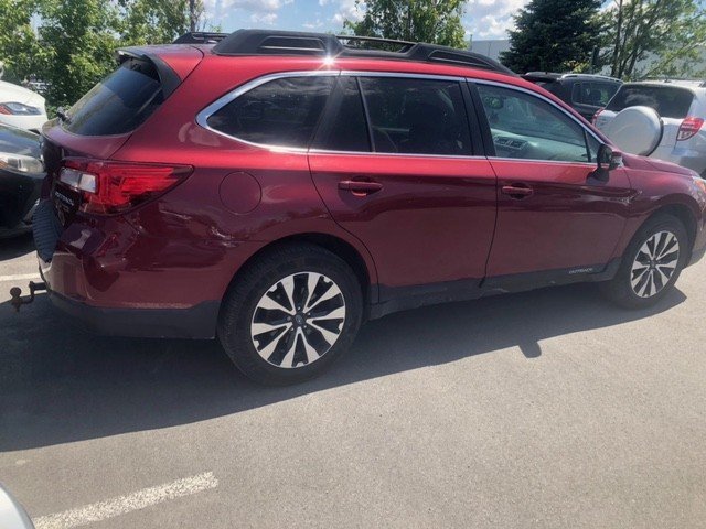 2016 Subaru Outback Limited w/Technology Pkg
