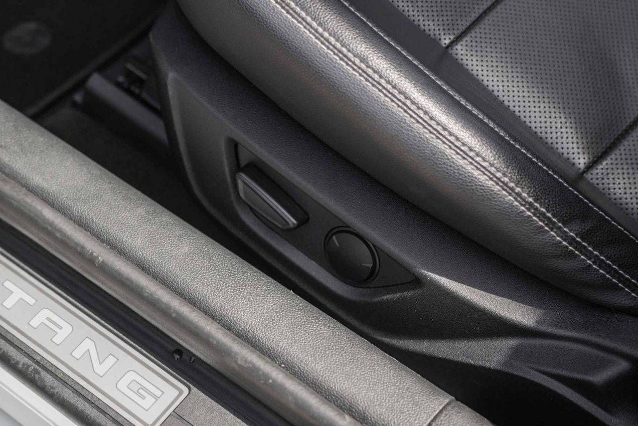 2022 Ford Mustang GT Premium CONVERTIBLE CUIR NAVI BAS KM