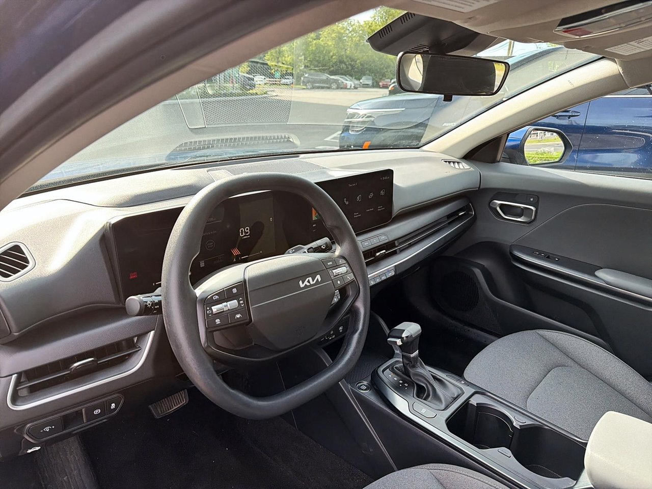 2025 Kia K4 LX