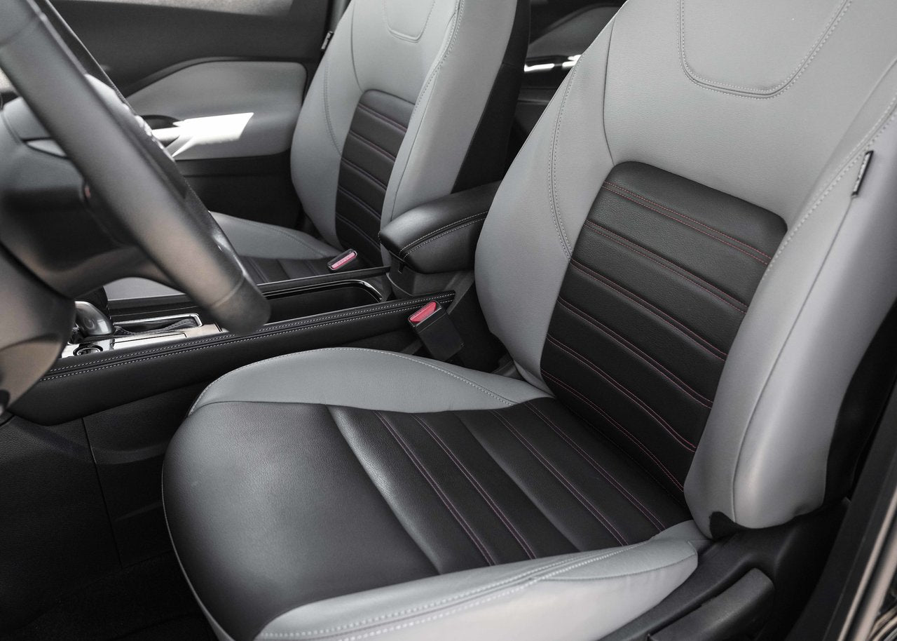 2024 Nissan Kicks SR Premium