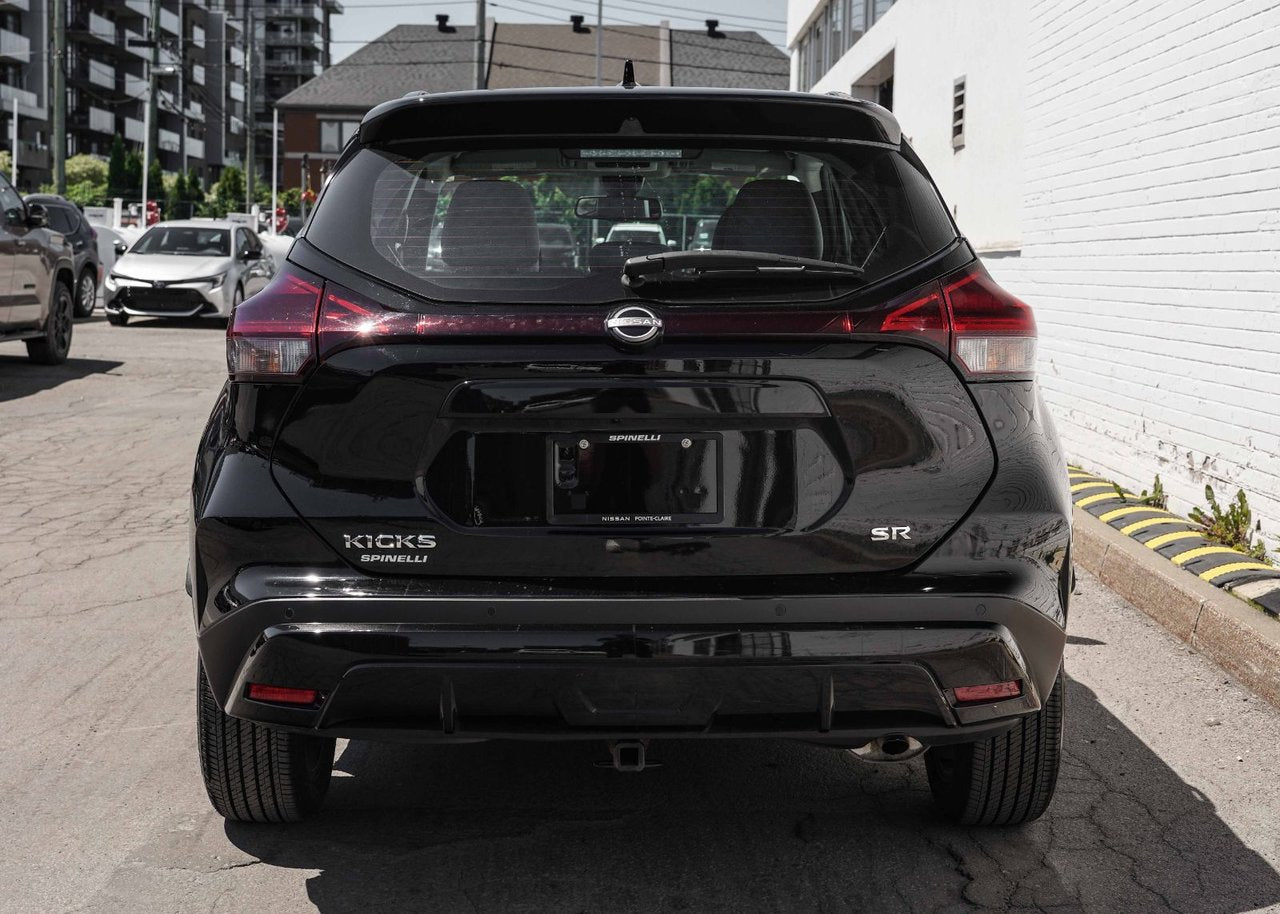 2024 Nissan Kicks SR Premium