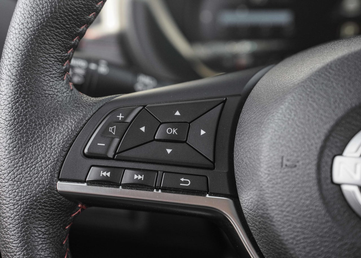 2024 Nissan Kicks SR Premium