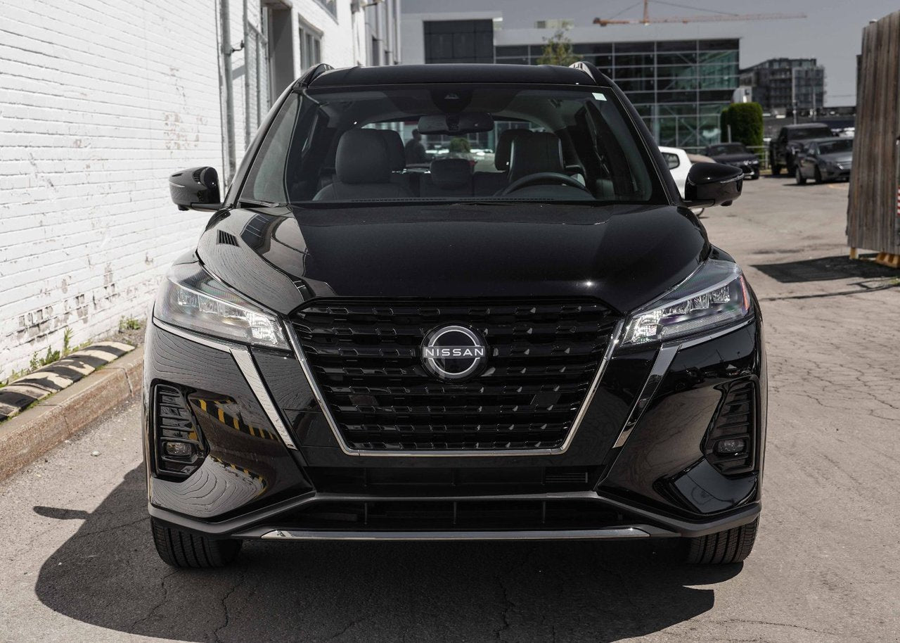 2024 Nissan Kicks SR Premium
