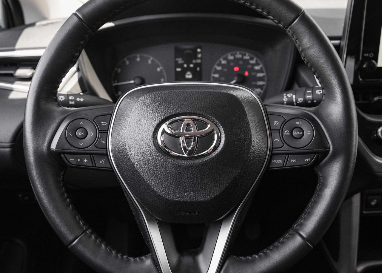 2025 Toyota Corolla Cross LE FWD