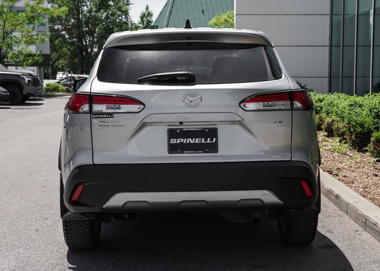2025 Toyota Corolla Cross LE FWD