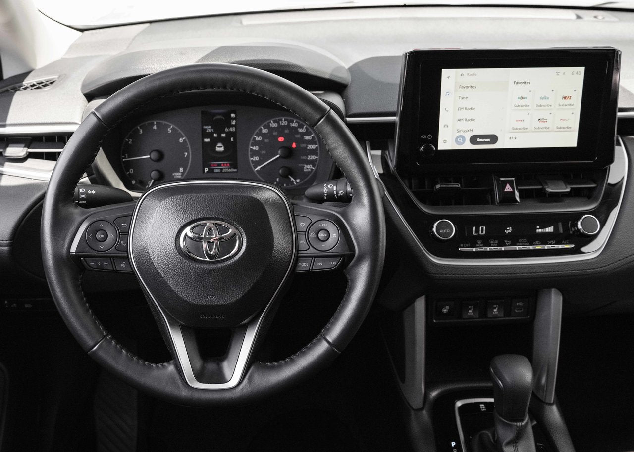 2025 Toyota Corolla Cross LE FWD