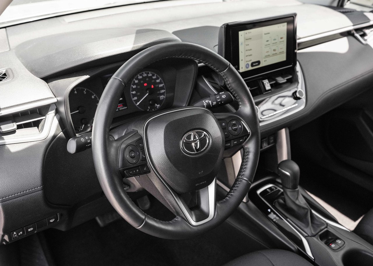 2025 Toyota Corolla Cross LE FWD