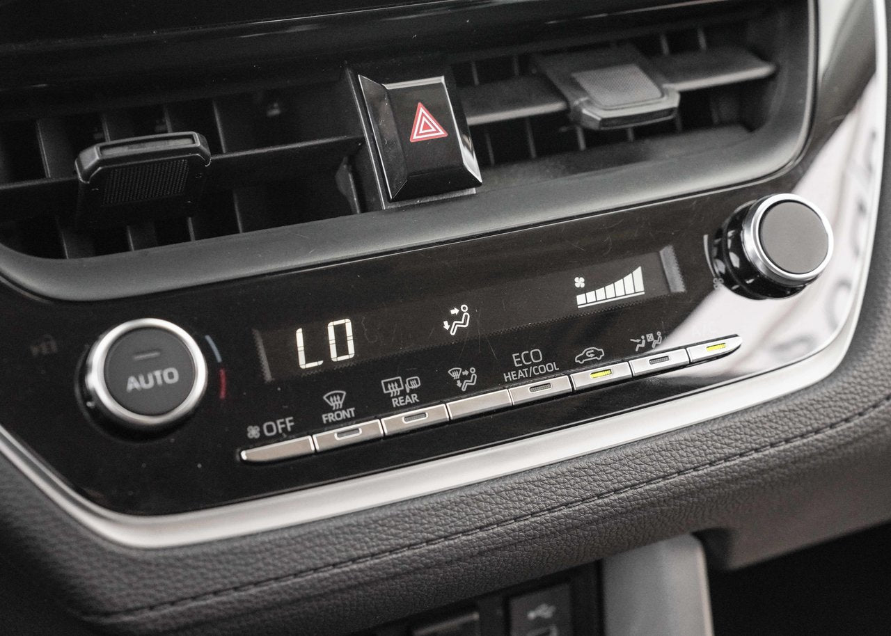 2025 Toyota Corolla Cross LE FWD