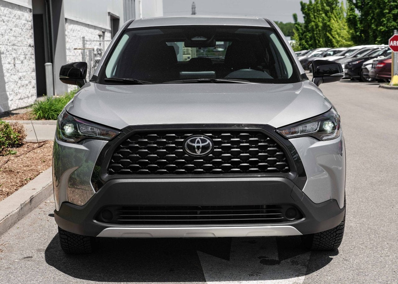 2025 Toyota Corolla Cross LE FWD