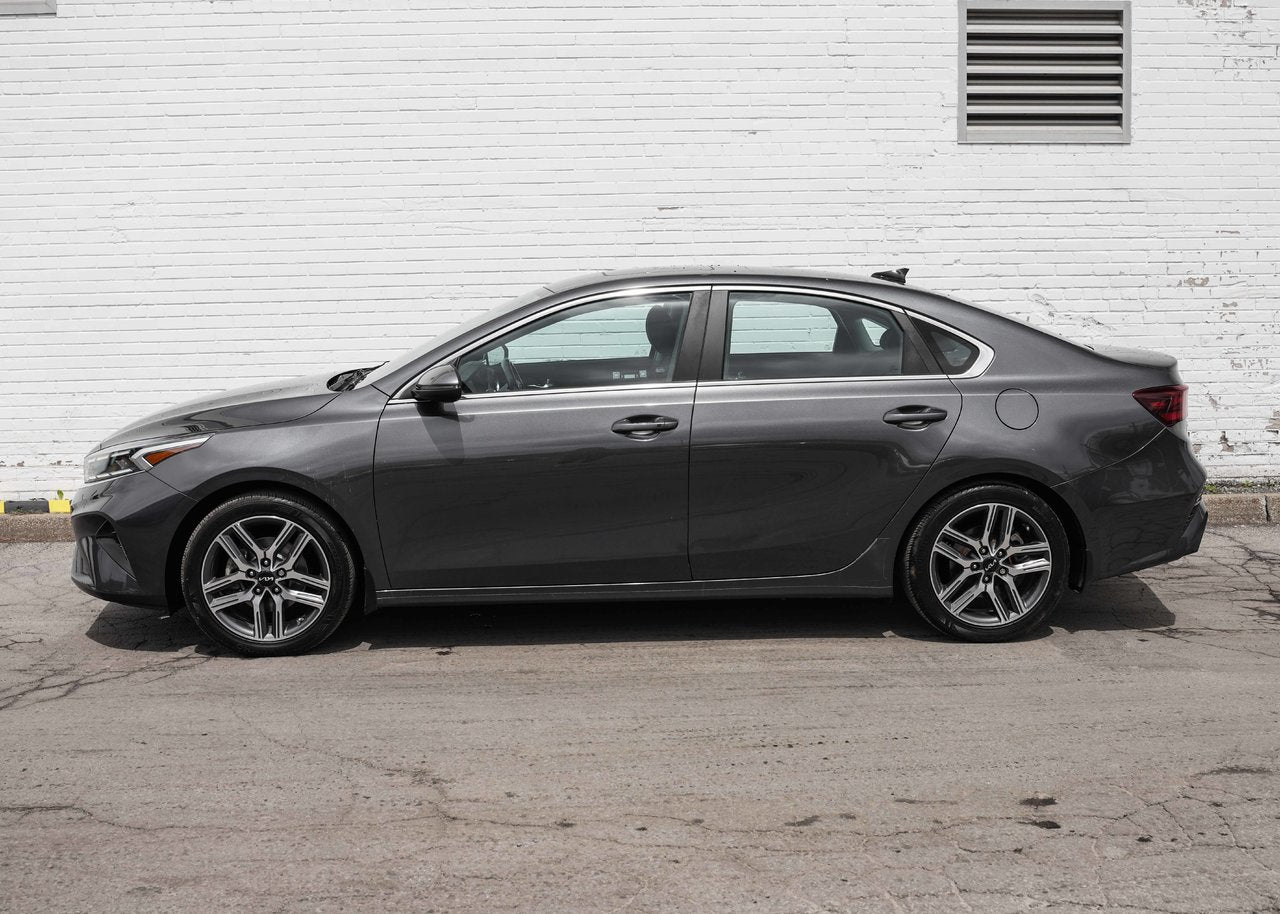 2023 Kia Forte EX