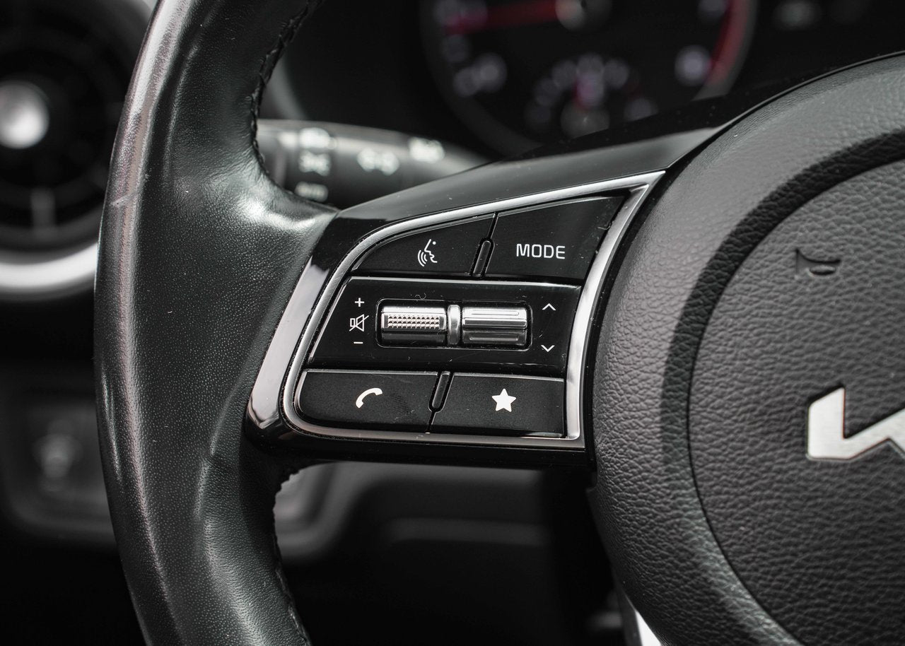 2023 Kia Forte EX
