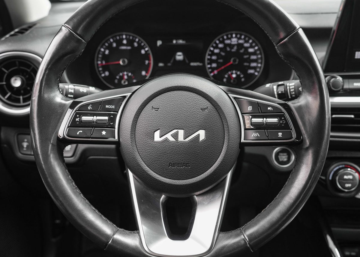 2023 Kia Forte EX