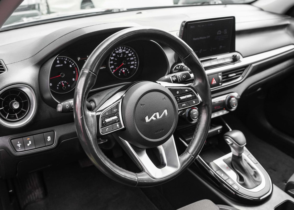 2023 Kia Forte EX