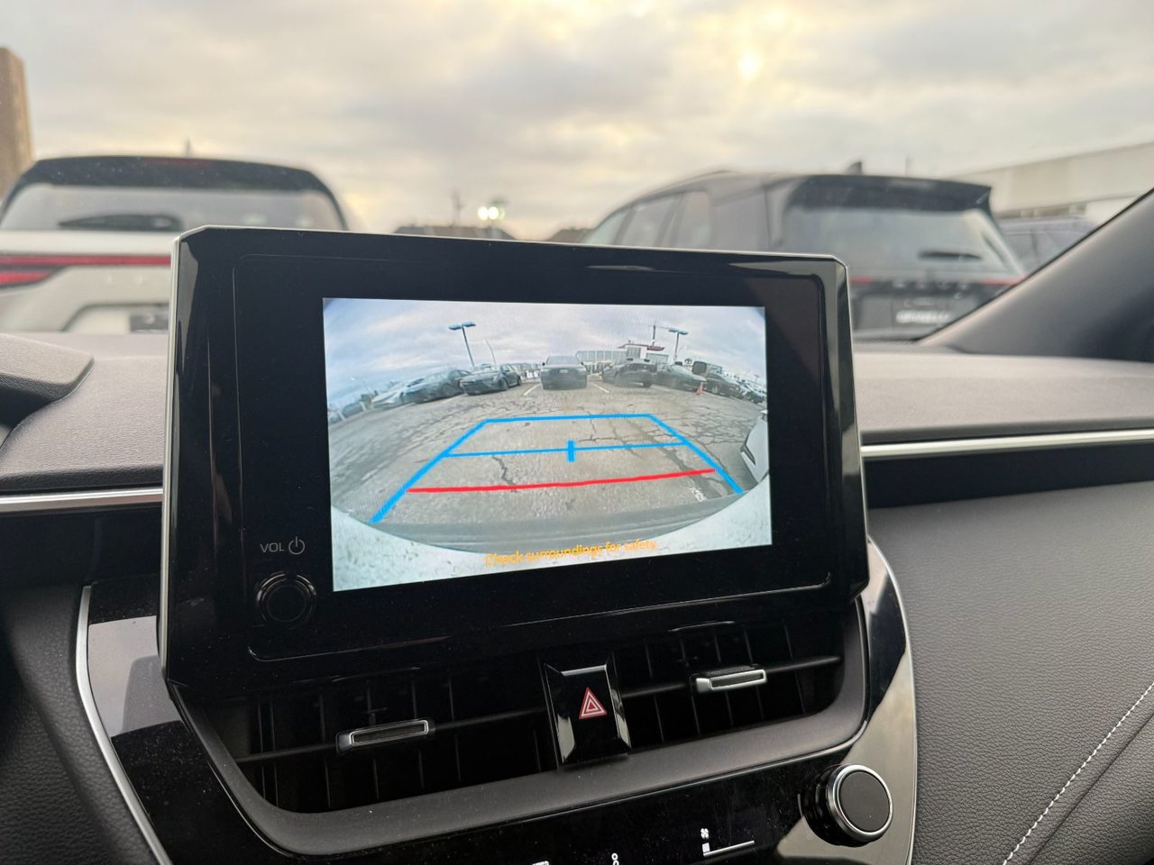 2023 Toyota Corolla Hatchback SE
