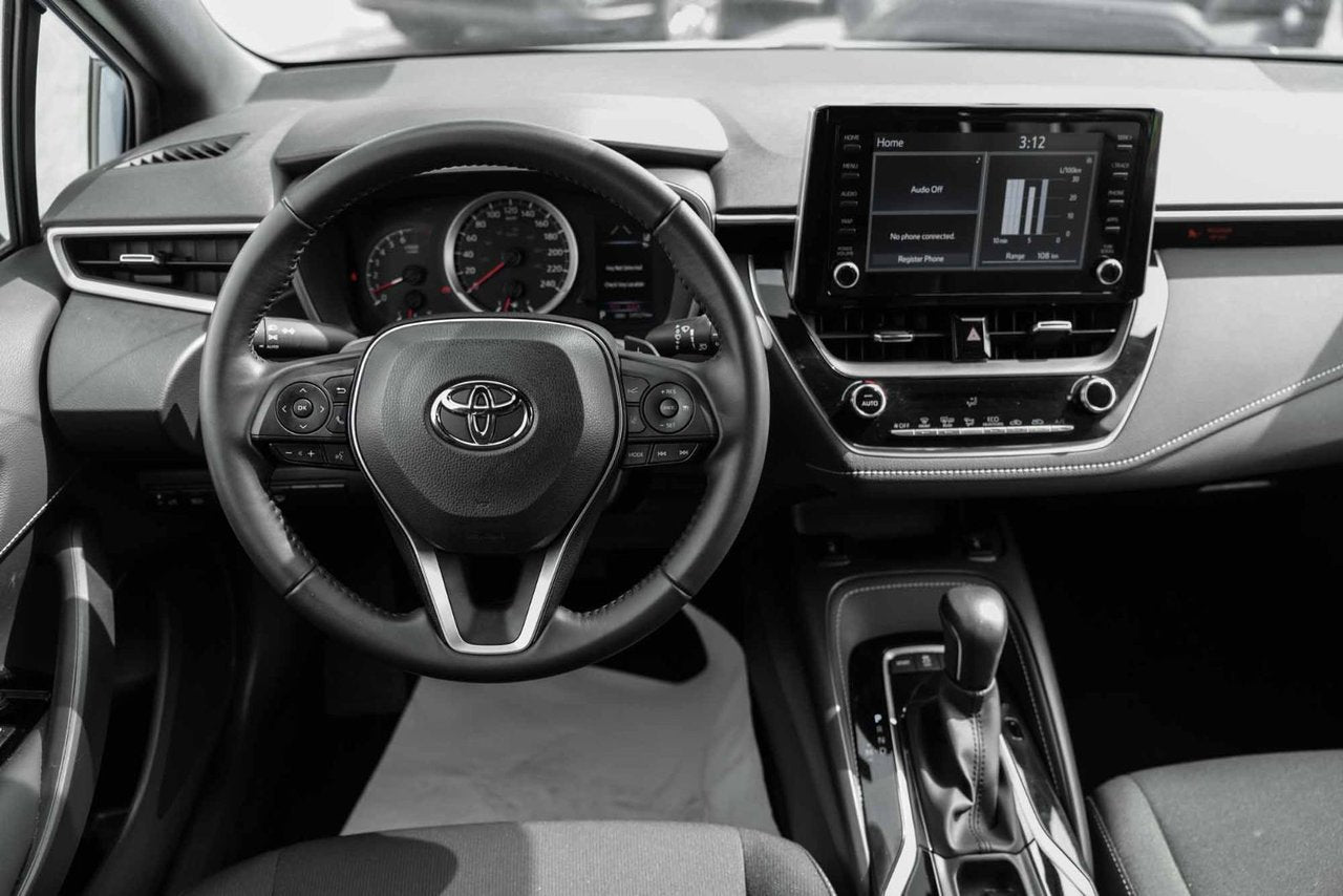 2022 Toyota Corolla Hatchback SE