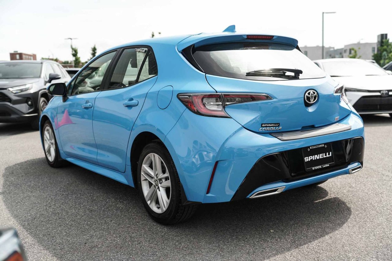 2022 Toyota Corolla Hatchback SE