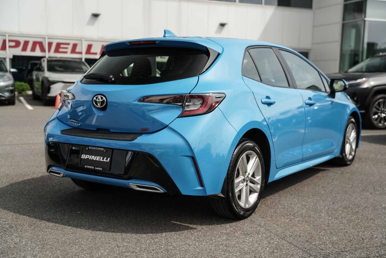 2022 Toyota Corolla Hatchback SE