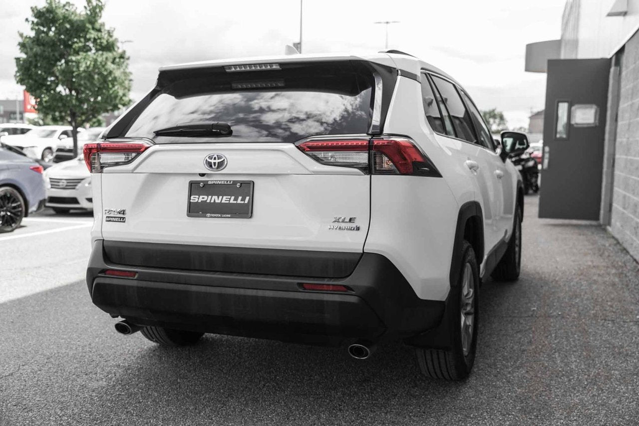 2024 Toyota RAV4 Hybrid XLE