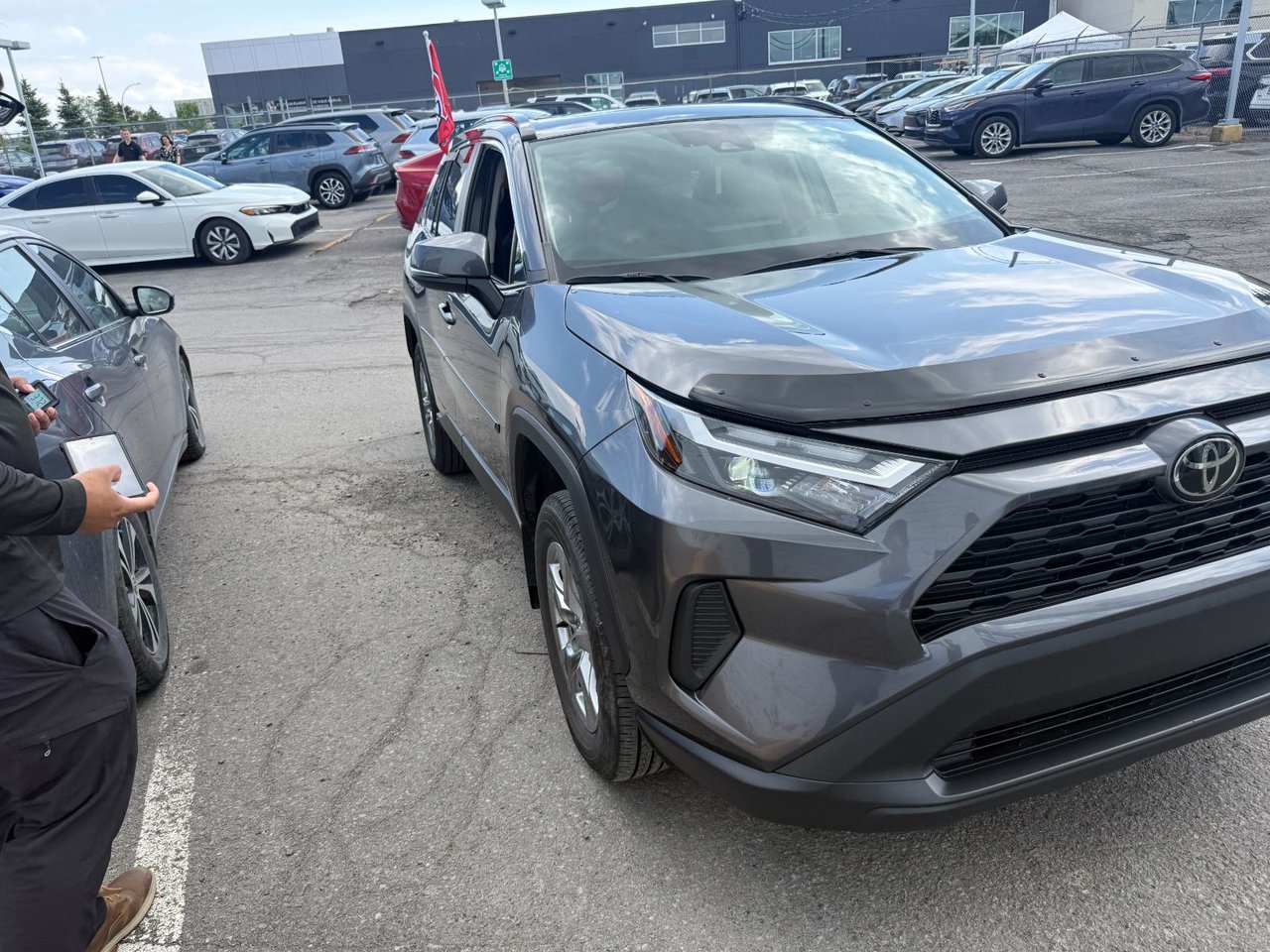2024 Toyota RAV4 XLE AWD