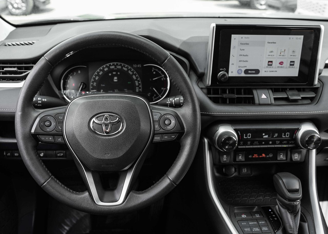 2024 Toyota RAV4 XLE AWD