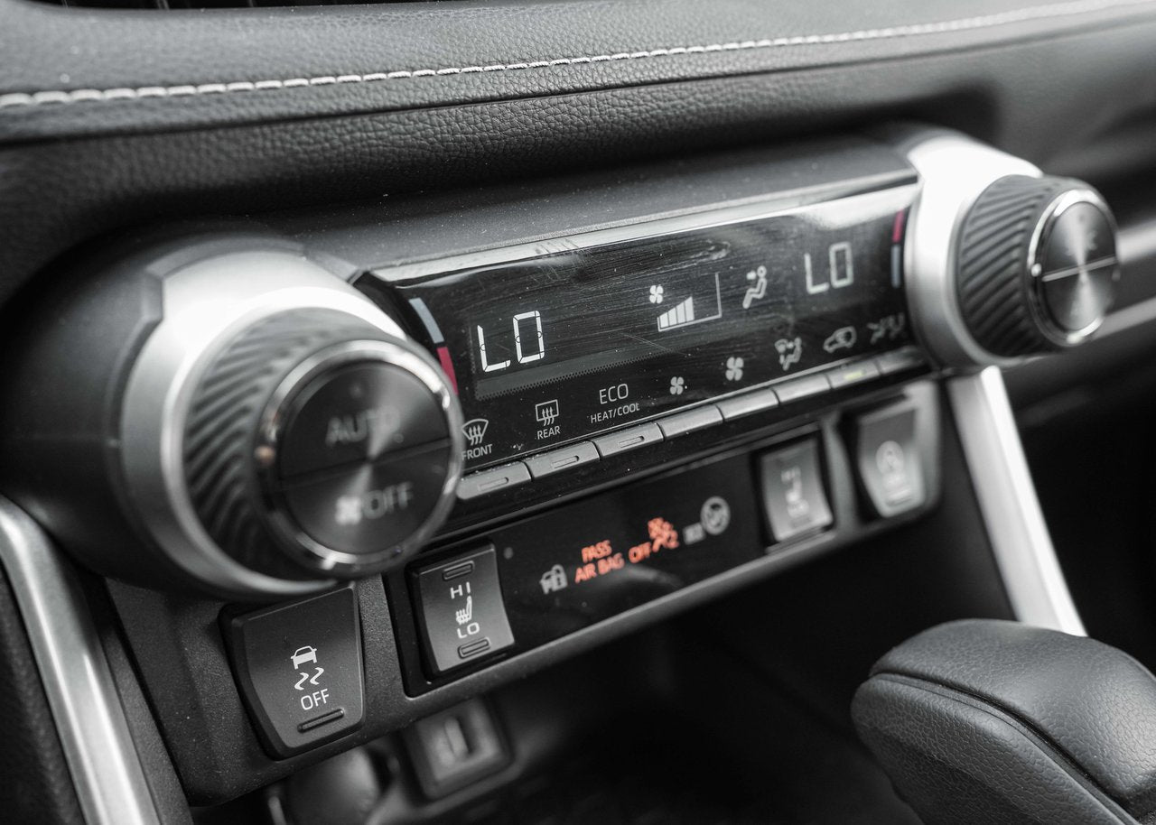 2024 Toyota RAV4 XLE AWD