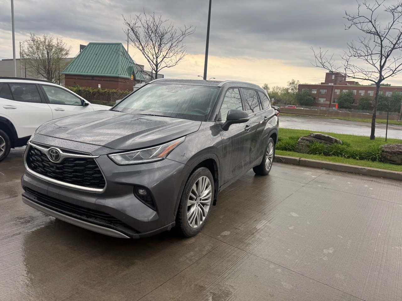 2022 Toyota Highlander Limited PLATINUM