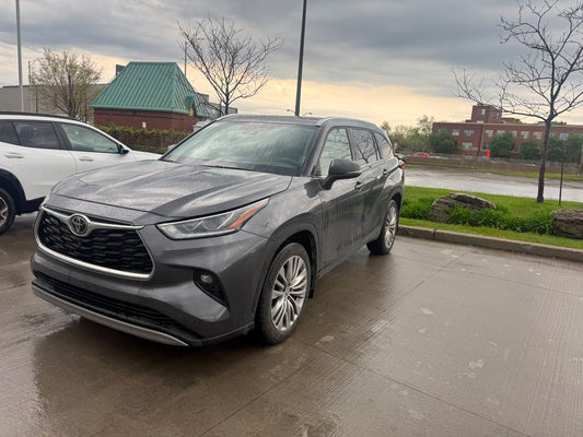 2022 Toyota Highlander Limited PLATINUM