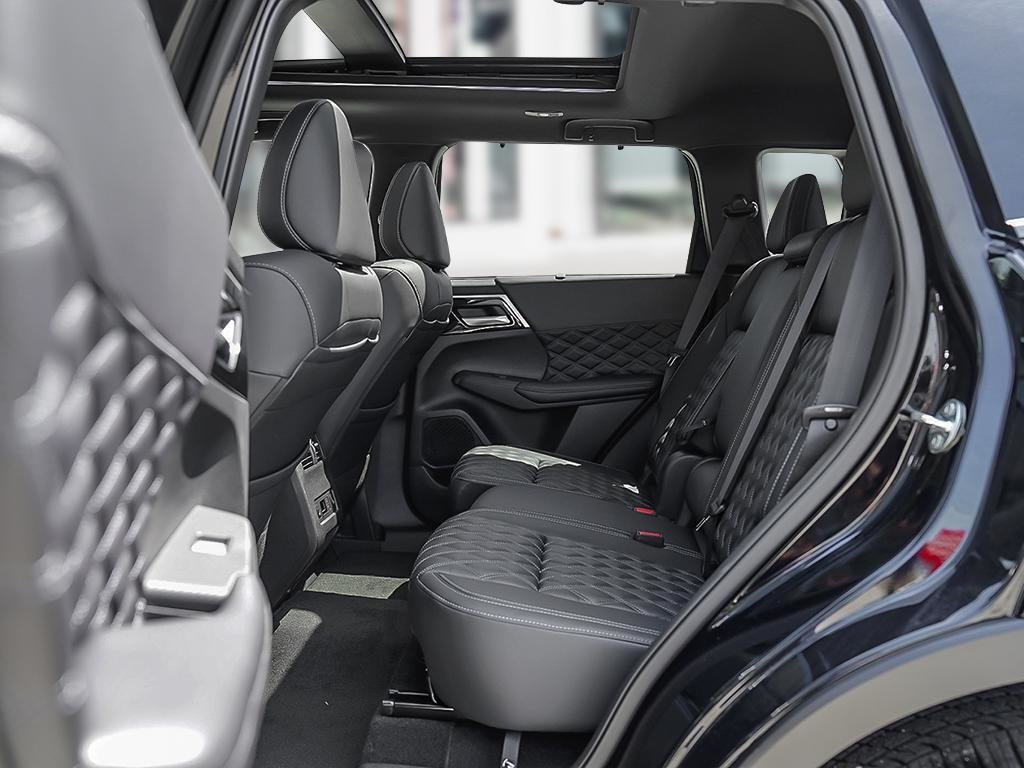 2026 Nissan Rogue Plug-in Hybrid Platinum