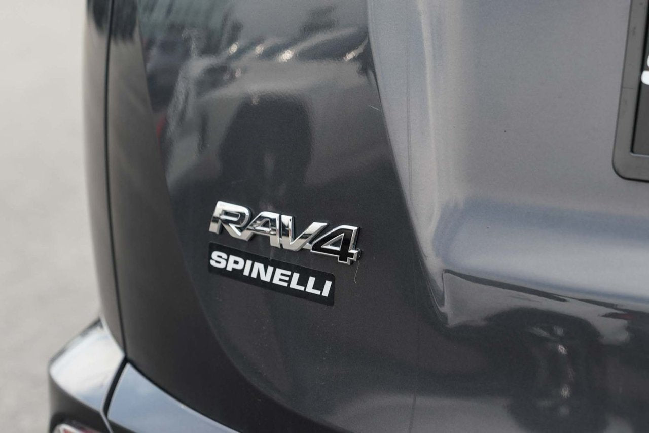 2017 Toyota RAV4 SE