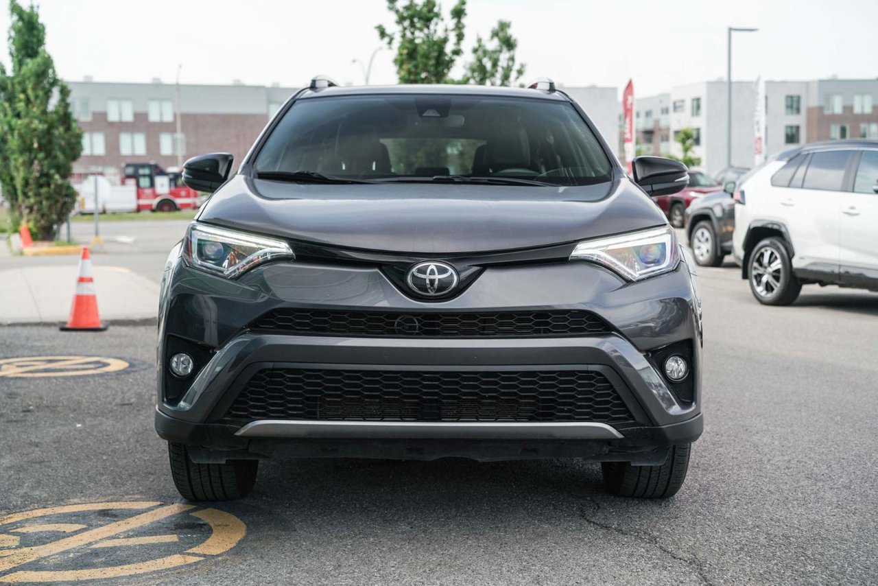 2017 Toyota RAV4 SE