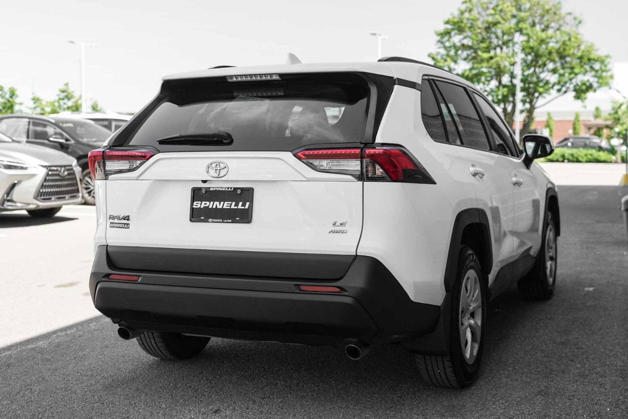 2021 Toyota RAV4 LE