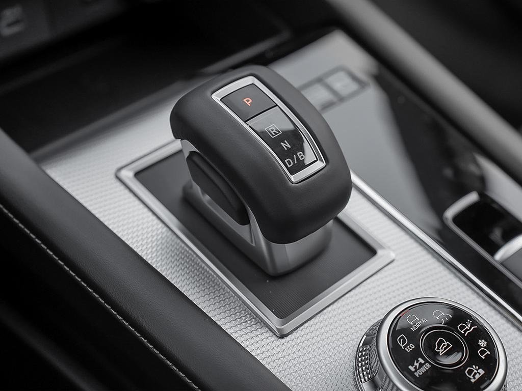 2026 Nissan Rogue Plug-in Hybrid Platinum