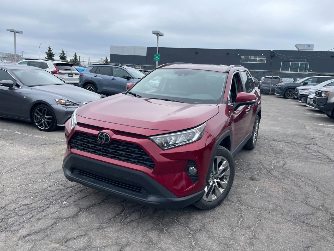 2021 Toyota RAV4 XLE PREMIUM AWD